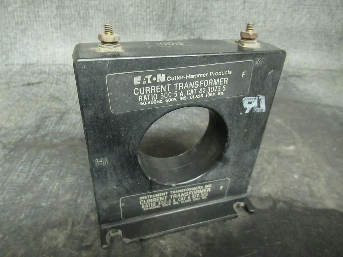 Used EATON CURRENT TRANSFORMER 42-3073-5 RATIO: 300:5 A 50-400 HZ **WARRANTY**