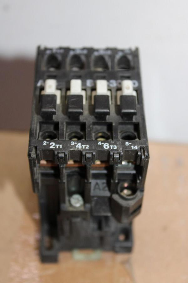 Used ABB CONTACTOR B12-30-10 21 AMP 600 VAC 3-POLE 10 HP *LOT OF 2*