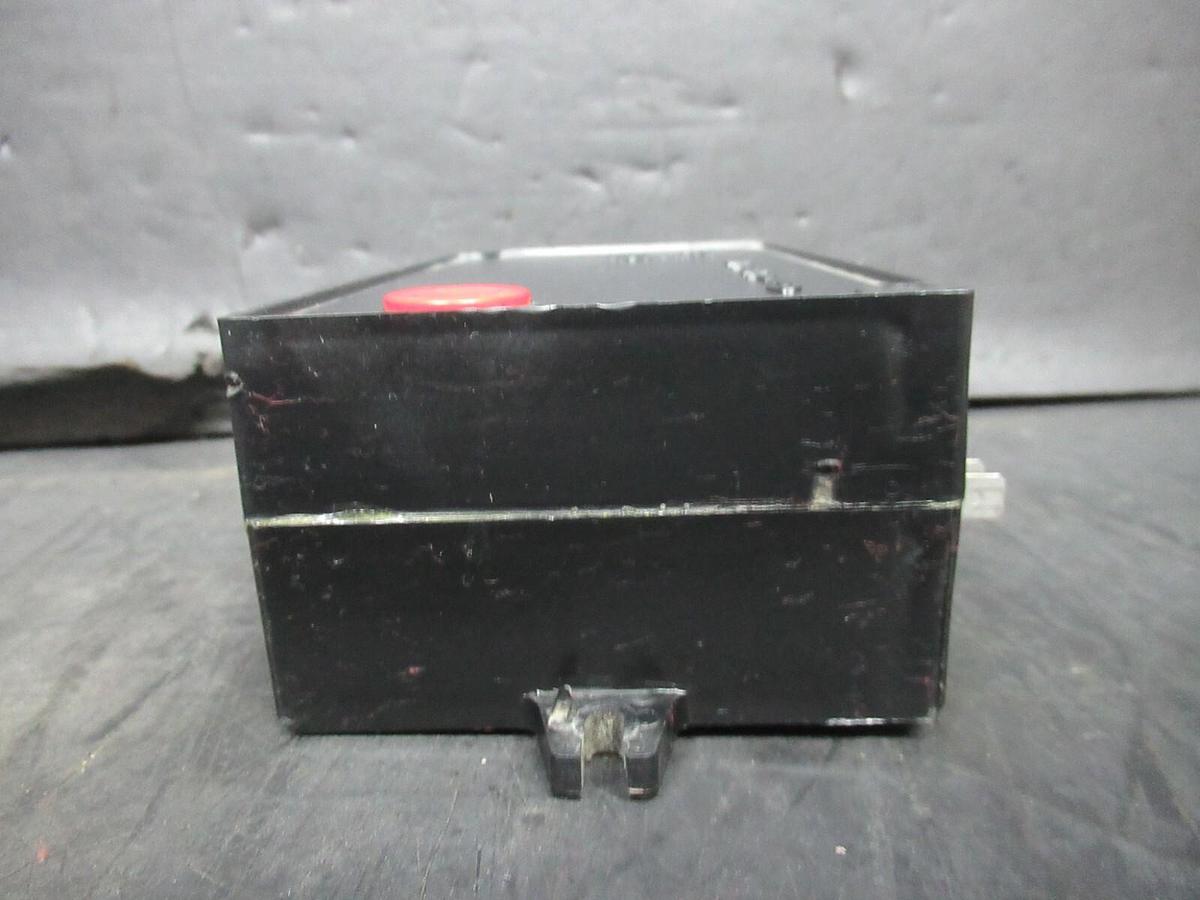 Used INVENSYS GARD PAK III MC-20-1101 X13650113-01 300 VA @ 120 VAC