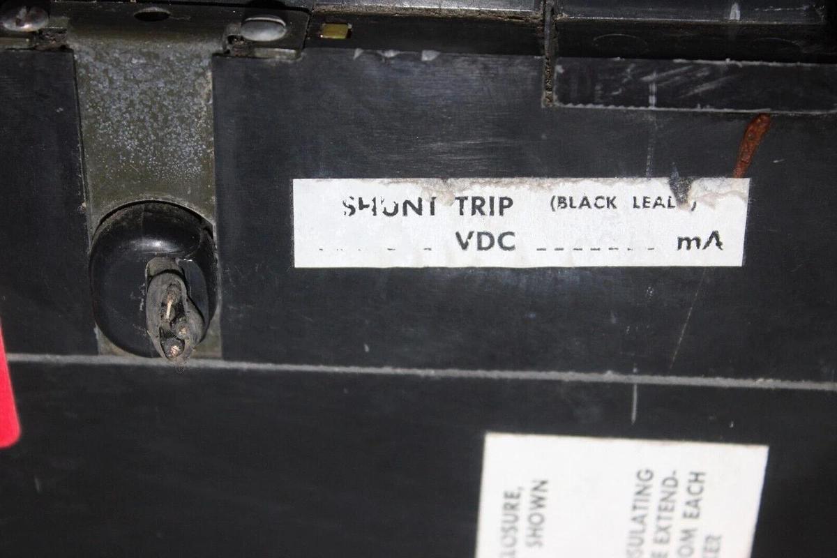 Used SQUARE D DC CIRCUIT BREAKER PAF362000DCM021433 W/ AUX. SWITCH & SHUNT TRIP
