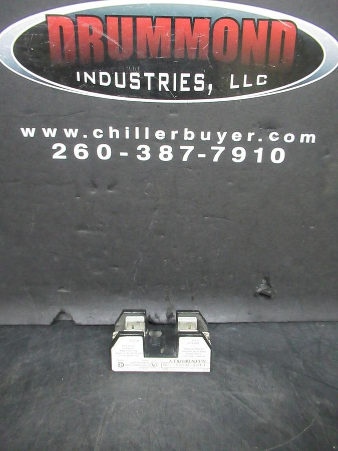 Used ALLEN-BRADLEY SINGLE POLE FUSE BLOCK 1491-N121 SER. D 250 VOLT 30 AMP CLASS H