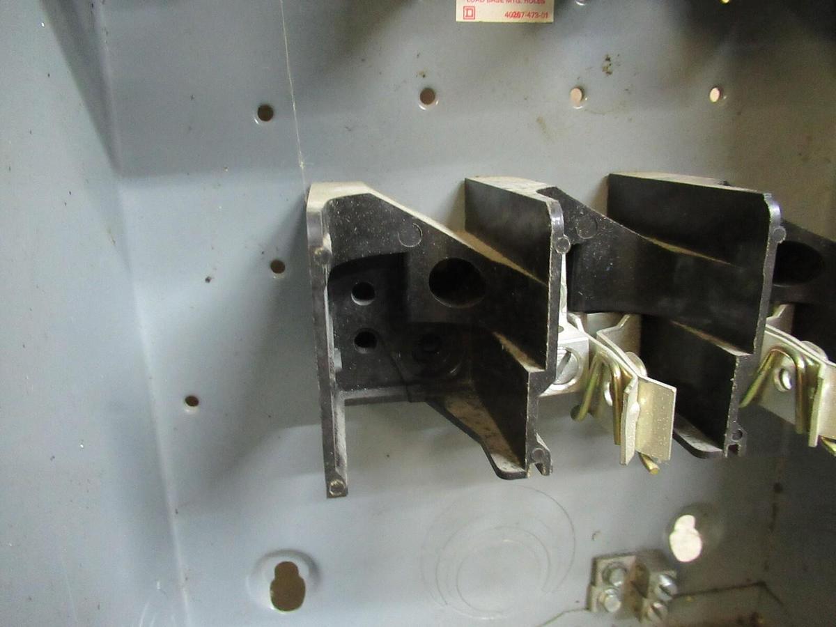 Used SQUARE D SAFETY SWITCH H-363 TYPE 1 ENCLOSURE 100 AMP 75 HP 600 VAC 2-POLE