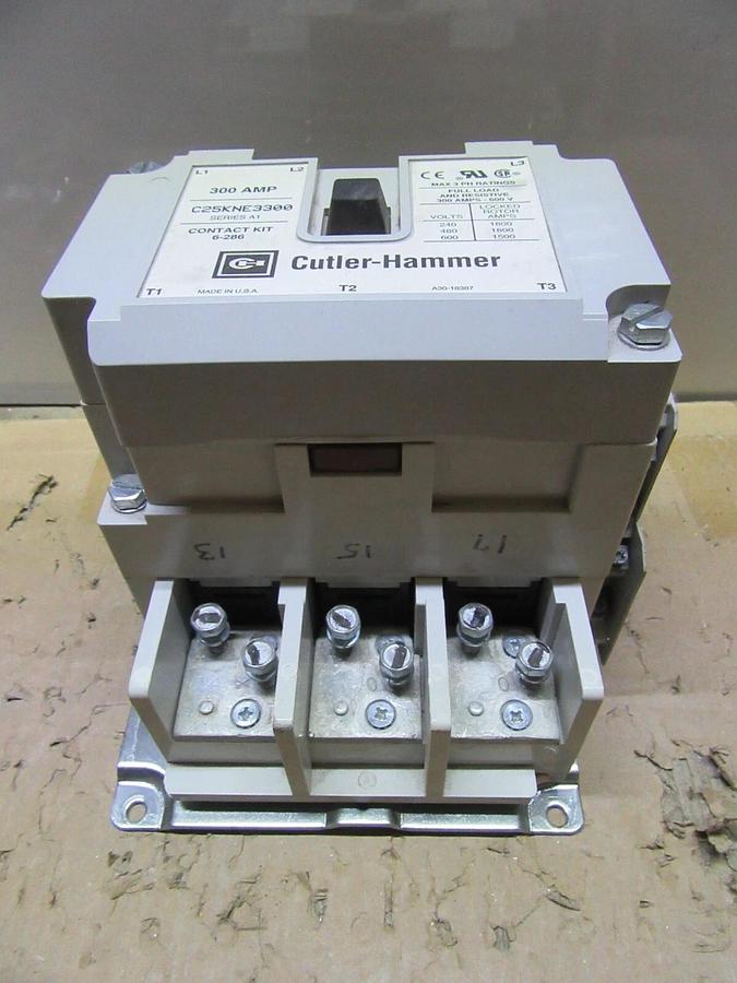 Used CUTLER HAMMER CONTACTOR C25KNE3300 300 AMP 600 VAC 3-PHASE COIL: 110/120 V