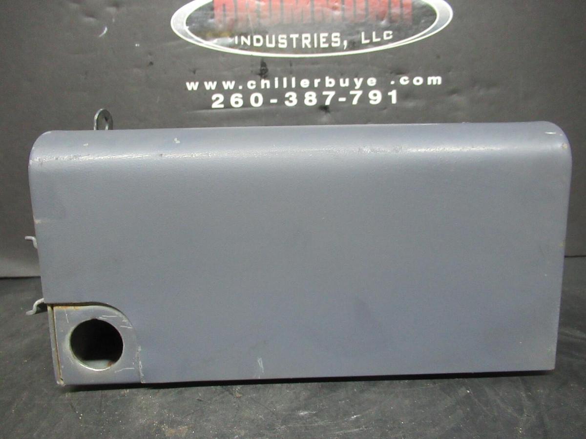 Used ENCLOSED CUTLER HAMMER STARTER FOR AC UNIT 9586H7132B 30 AMP 600 VAC 4-POLE