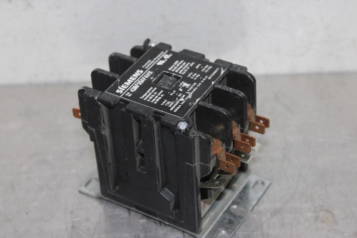 Used SIEMENS CONTACTOR 42BF35AFAHX 600 VAC 30 AMP 15 HP COIL: 110/120V