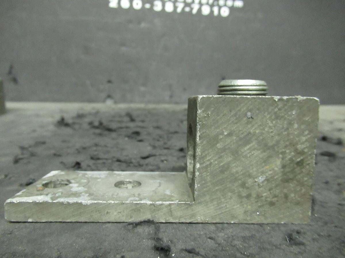 Used (3) QTY GE DXLCA42 1 SINGLE BARREL MECHANICAL CONNECTOR LUGS TAP 600 MCM - 2
