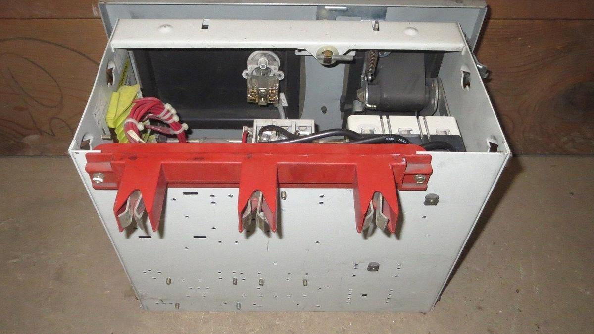 Used WESTINGHOUSE MCC 12" BUCKET W/ 3 AMP HCMP BREAKER & ADV NEMA SIZE 1 STARTER
