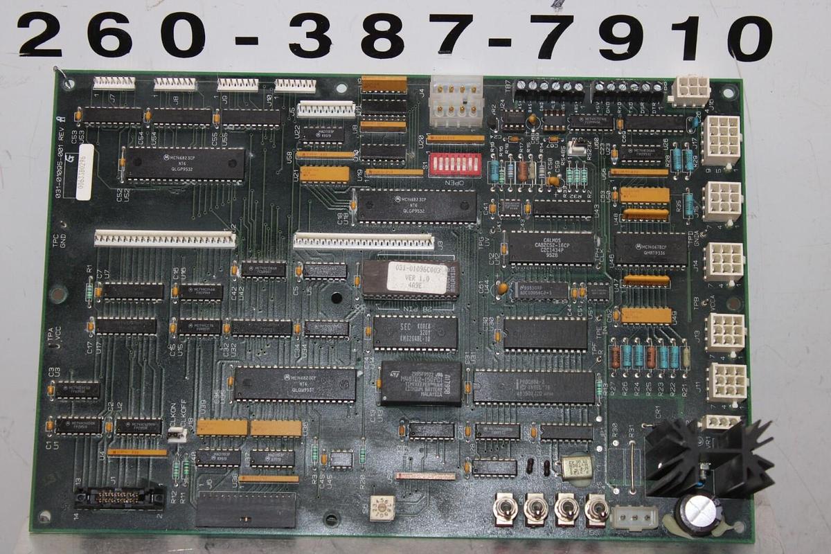 Used YORK HVAC CHILLER PROCESSING CIRCUIT BOARD 031-01095-001 REV. A **WARRANTY**