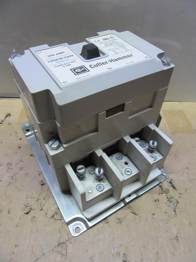 Used CUTLER HAMMER CONTACTOR C25KNE3300 300 AMP 600 VAC 3-PHASE COIL: 110/120 V