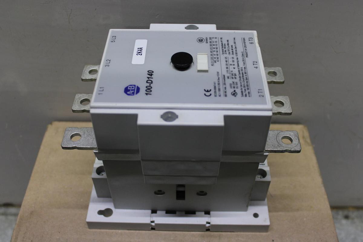 Used ITE CIRCUIT BREAKER KP3-F120 1200 AMP 600 VOLT 3-POLE