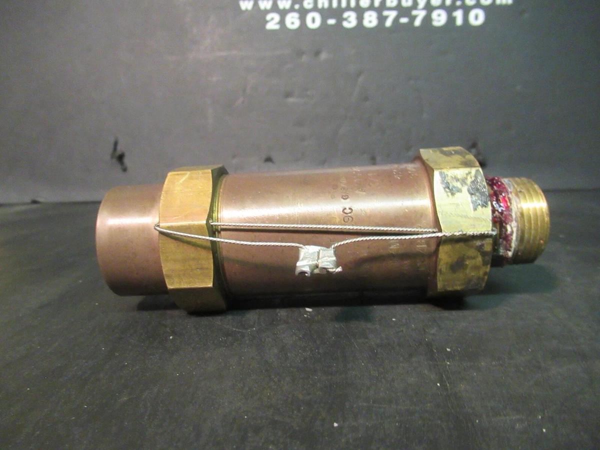 Used MUELLER GAS/VAPOR RELIEF VALVE A-15506 3/4" 42.5 PSI