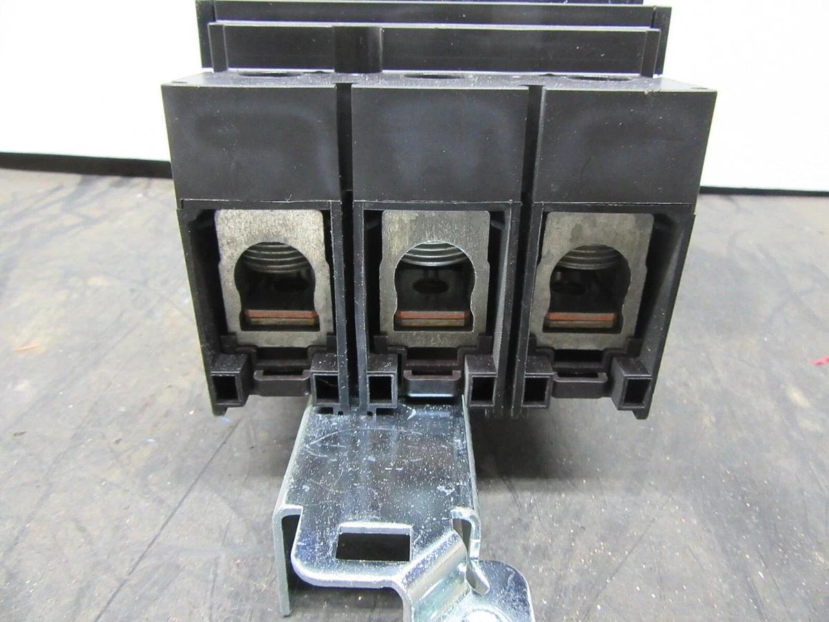 Used SQUARE D POWERPACT I-LINE BREAKER JJA36175 175 AMP 600 VAC JJ-250 **WARRANTY**