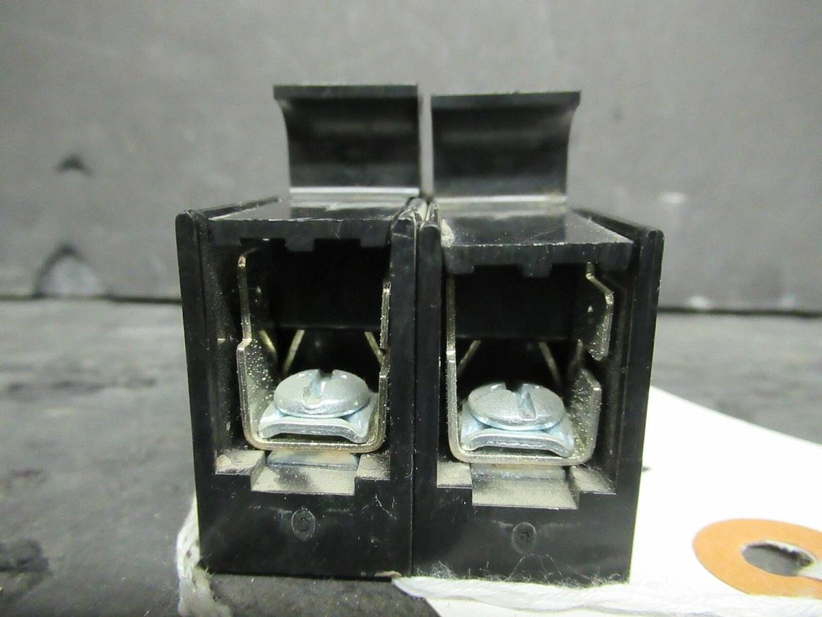 Used LITTELFUSE FUSE HOLDER L60030C-2PQ 600 VOLT 30 AMP CLASS CC FUSES W/ FUSES