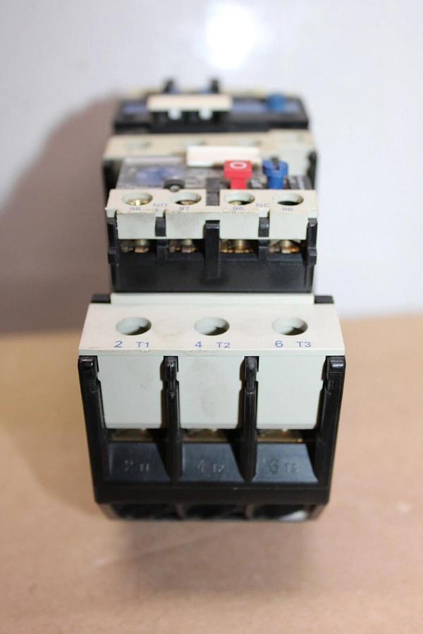 Used TELEMECANIQUE STARTER LC1-D25-10 600 VAC 50 AMP 30 HP 3-PHASE *WARRANTY*