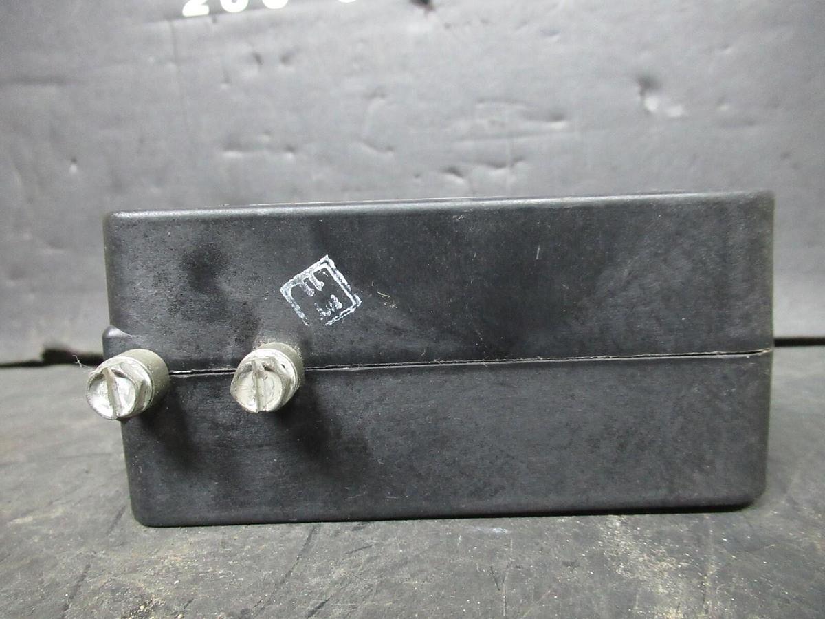 Used SQUARE D CURRENT TRANSFORMER 180R-601 RATIO: 600:5 25-400 HZ 10 KV 600 VOLT