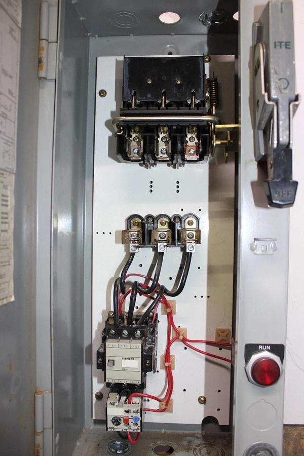Used SIEMENS COMBO BOX COMBINATION STARTER NEMA 1 16 AMP 10 HP W/ 3TB44