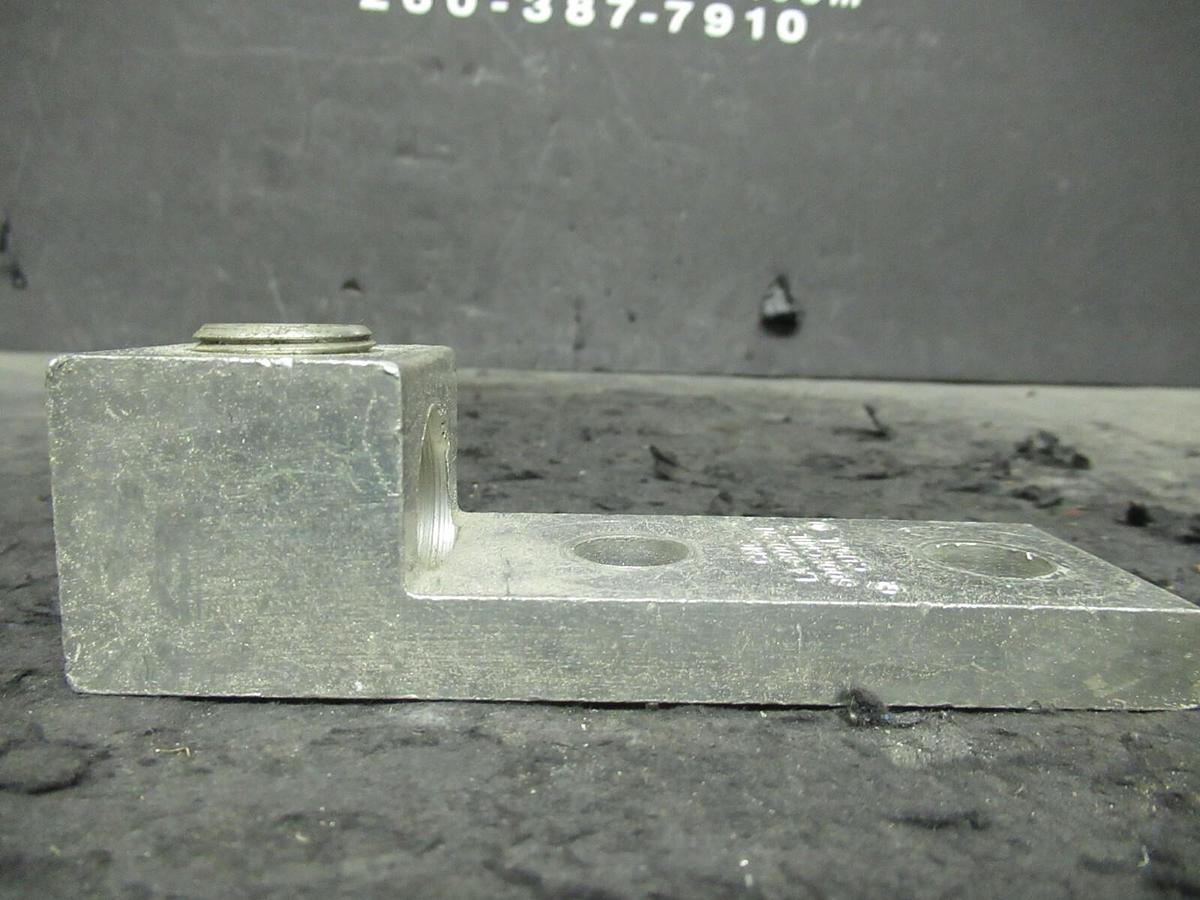 Used 3 QTY CMC LA-600-2N 1 SINGLE BARREL MECHANICAL CONNECTOR LUGS TAP 600 KCMIL - 2