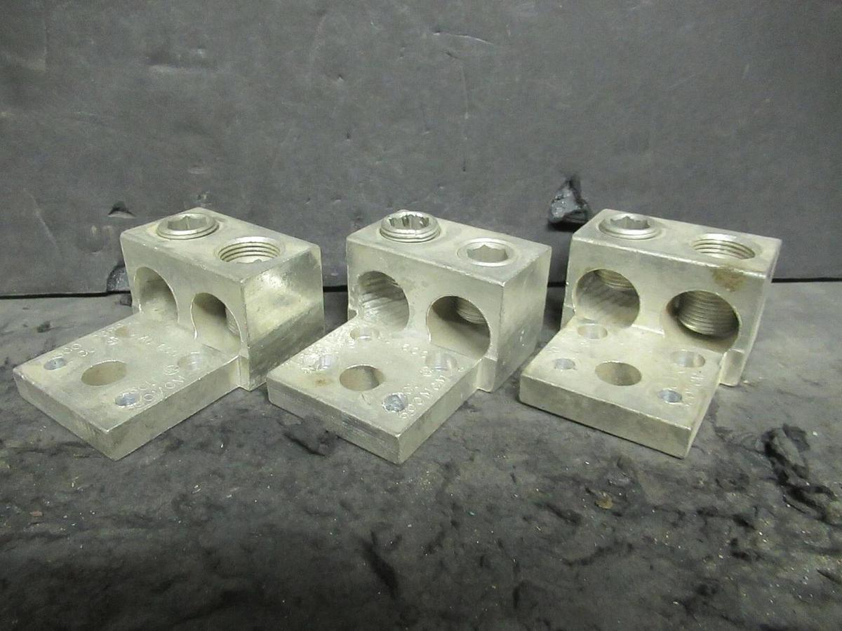 Used (3 QTY) ILSCO D899 2 DOUBLE BARREL MECHANICAL CONNECTOR LUG TAPS 600MCM - #2