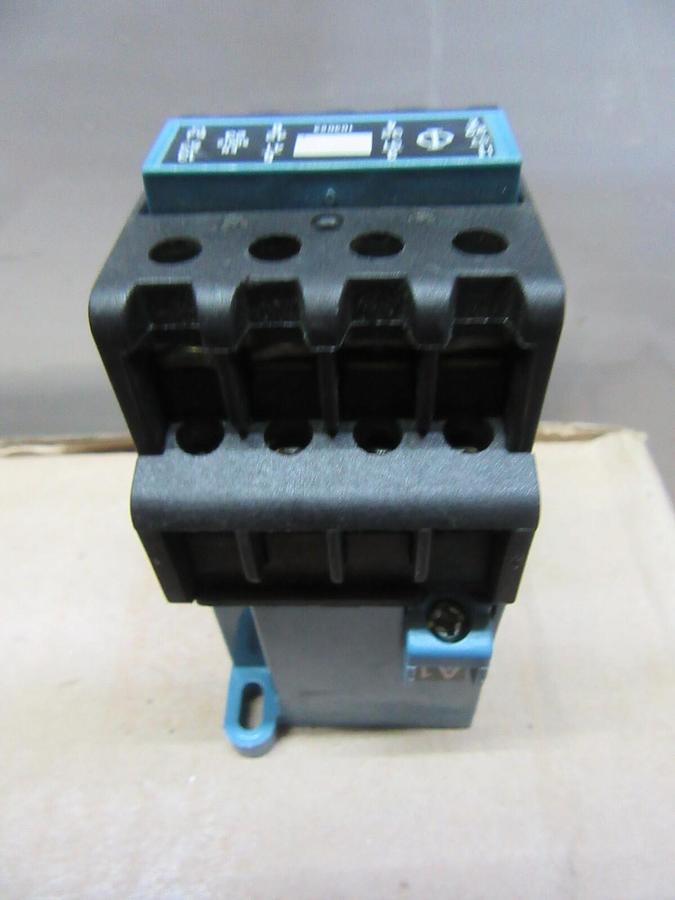 Used KRAUS & NAIMER CONTACTOR S15-10 16 AMP 600 VAC 5 HP 3-PHASE COIL: 48-50 VDC