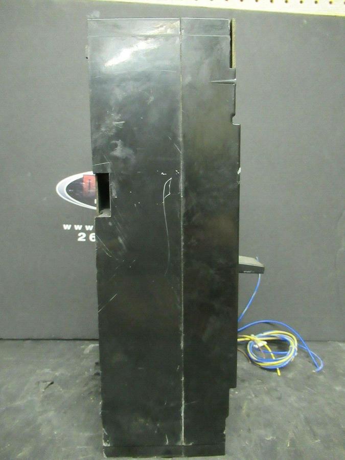 Used SQUARE D DC CIRCUIT BREAKER MHL3650032DC1625 500 AMP 600 VDC W/ UVR & AUX SWITCH