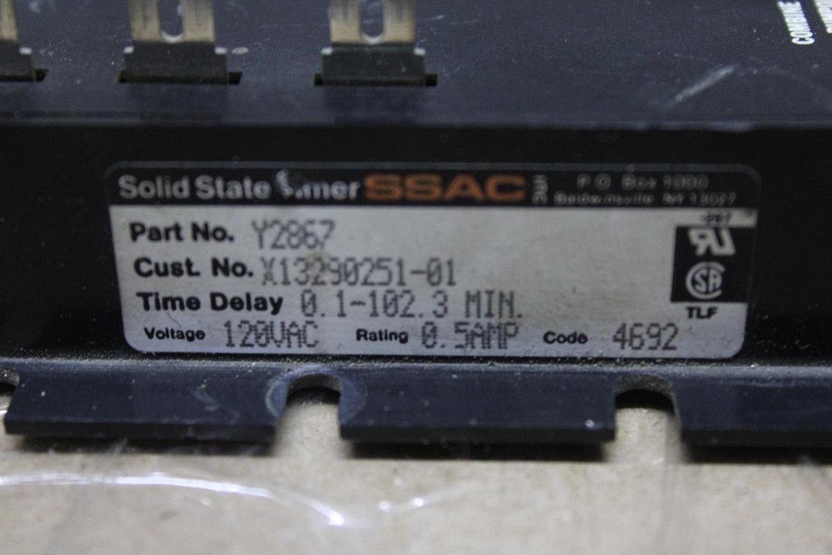 Used LOT OF 2 IDEC SOLID STATE RELAY RSSDN-10A 10 AMP 48-660 VAC 4-32 VDC