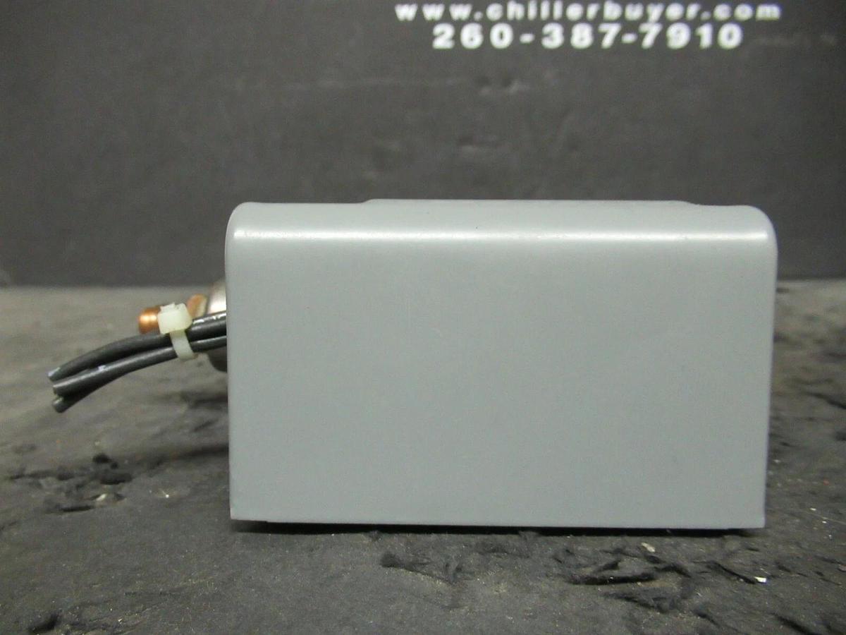 Used JOHNSON CONTROLS PENN P70JA-49 PRESSURE CONTROL VALVE 180 PSIG MAX 025-32952-000