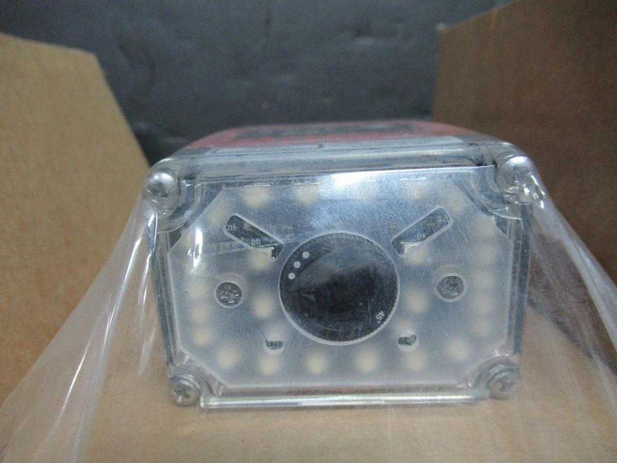 NEW IN BOX MICROSCAN QX HAWK BARCODE SCANNER FIS-6800-1310G 6 WATT 5-28 VDC