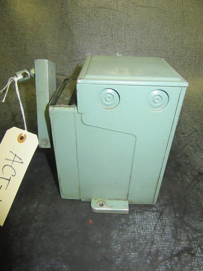 Used BARBER COLMAN ACTUATOR XU-339-HF26BB055 115 VAC 1-PHASE 0.5 AMP 28 W