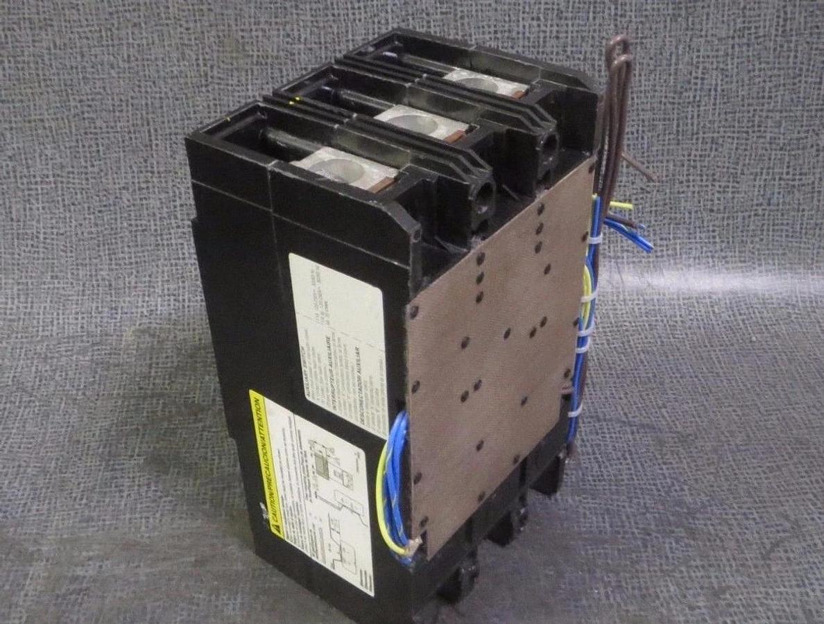 Used SQUARE D CIRCUIT BREAKER 225 AMP 600 VAC 500 VDC 3 POLE MODEL: KHL3622522DC1625