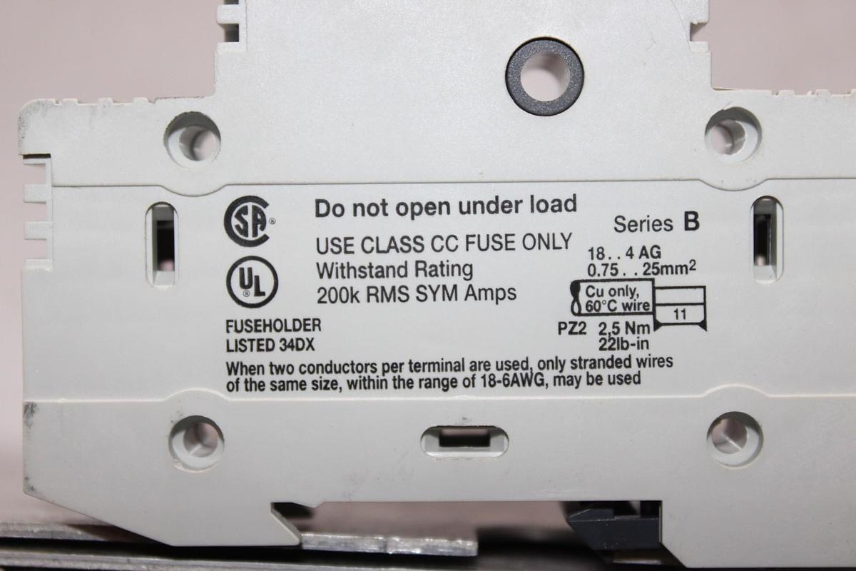 Used ALLEN-BRADLEY FUSE HOLDER 1492-FB1C30 30 AMP 600 VOLT **WARRANTY INCLUDED**