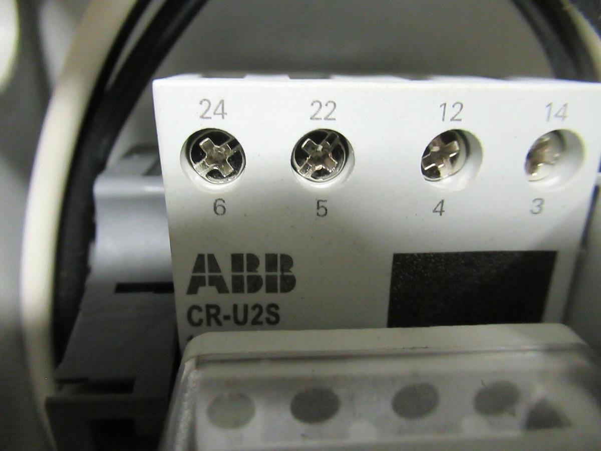 ABB ENCLOSED RELAY CR-U120AC2 71 AMP 115V 1SVR-405-621-R2000 *WARRANTY*