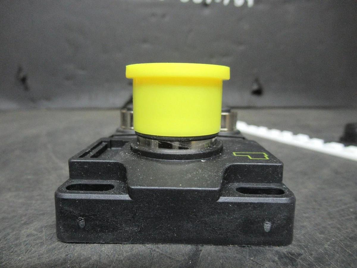 Used TURCK ACTUATOR AND SENSOR JUNCTION BOX 4MB12Z-5P3-CS19 E8026485 **WARRANTY**