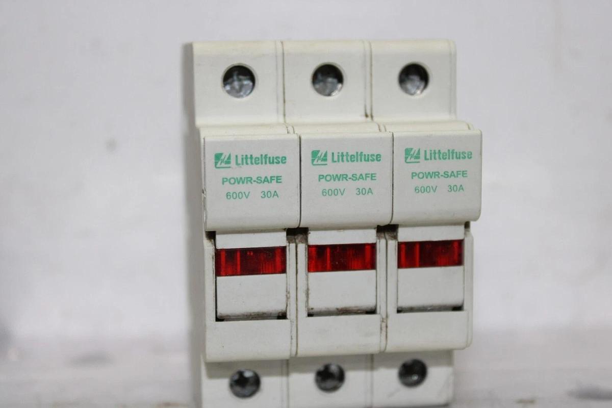 Used LITTELFUSE POWER-SAFE FUSE HOLDER LPSC-ID-CH 3-POLE 600 VOLT 30 AMP CLASS CC