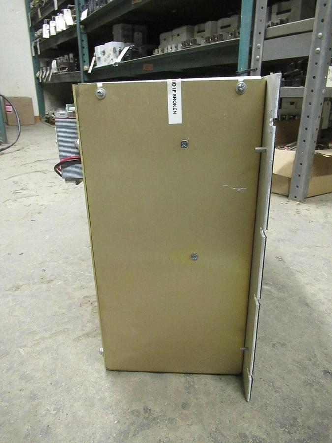 Used GE GENERAL ELECTRIC DISTRIBUTION CONTROL FIELD PROGRAMMING UNIT TFPU2DG2 E106667