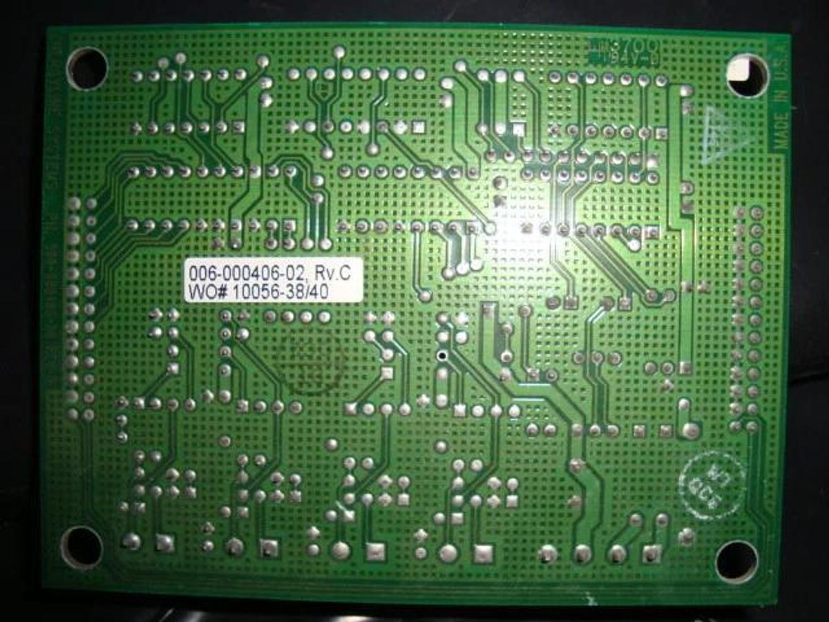 Used MCQUAY INTERFACE BOARD 667948B-02 006-000406-02 REV C CHILLER BOARD MC QUAY