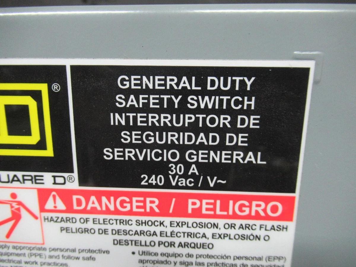 NEW SURPLUS SQUARE D SAFETY SWITCH DU321 30 AMP 240 VAC 7.5 HP 3-PHASE 3-POLE