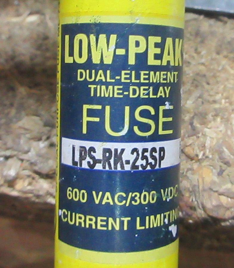 Used LOT OF 2 BUSSMAN FUSETRON FUSES FRS-R-30 30 AMP 600 VAC DUAL ELEMENT TIME-DELAY