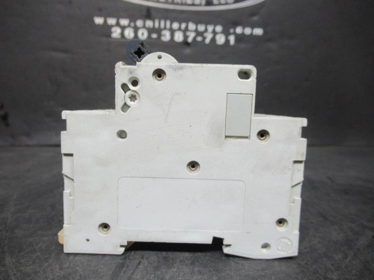 Used MERLIN GERIN THREE POLE BREAKER 24466 MULTI 9 C60N 10A-TYPE C 10 AMP 480 VAC