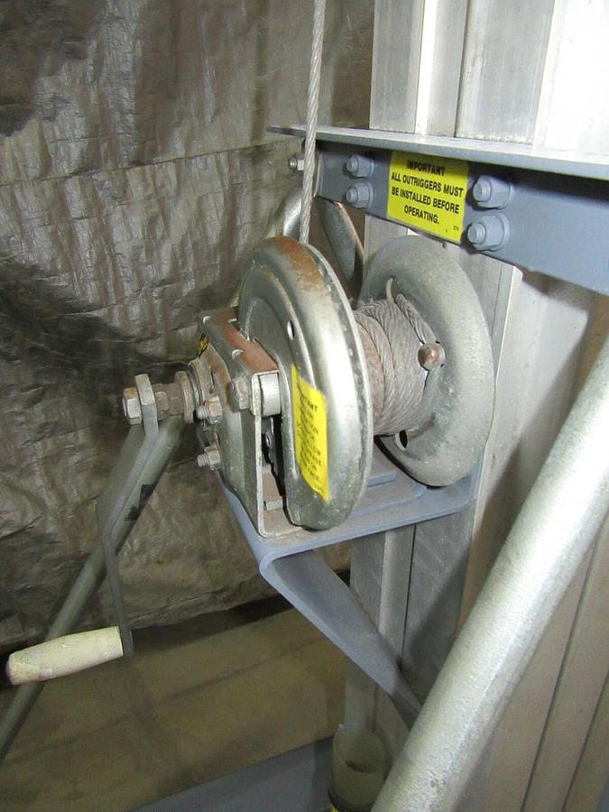 Used 300 LB CAPACITY GENIE EASY-UP 15 FT HT MANUAL PUSH ARIAL WORK PLATFORM EU-15M