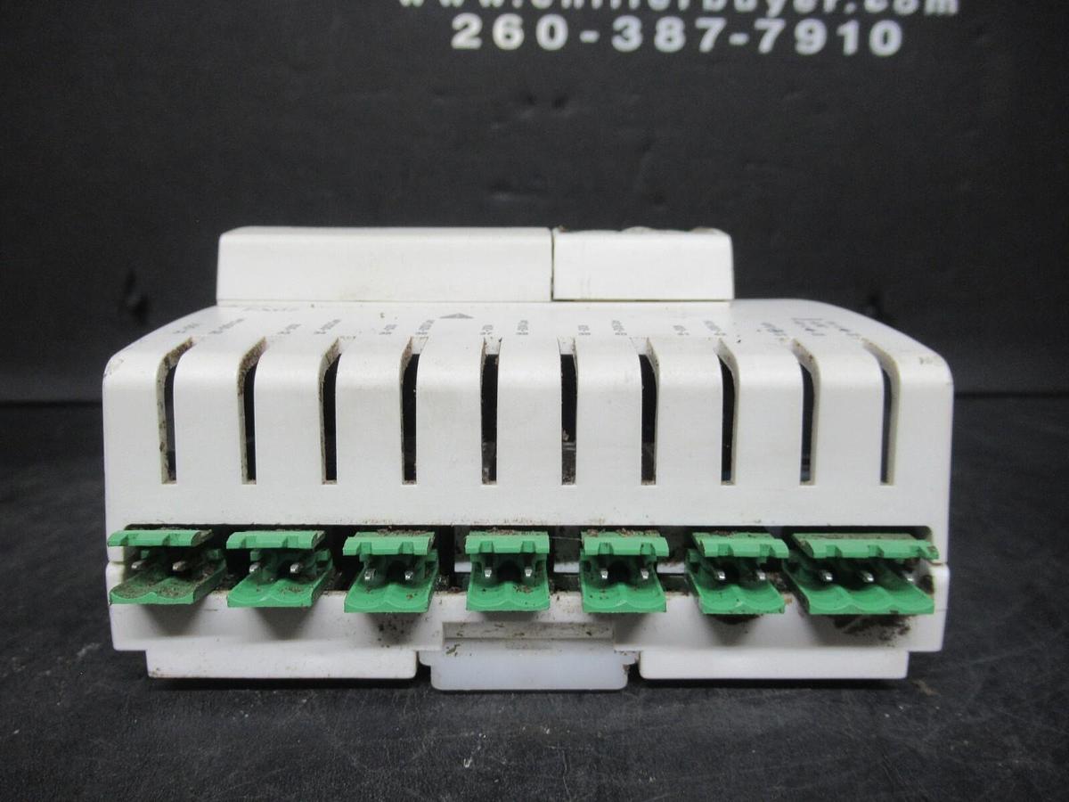 Used JOHNSON CONTROLS FACILITY EXPLORER LP-FX07D51-000C 24 VAC **WARRANTY**