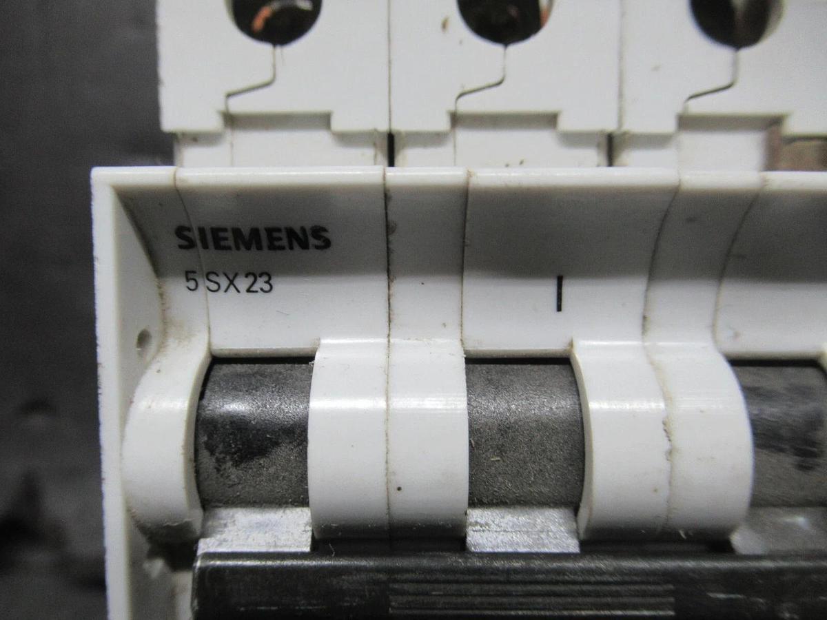 Used SIEMENS CIRCUIT BREAKER 5SX23 B10 10 AMP 480 VAC 3-POLE W/ AUXILLIARY