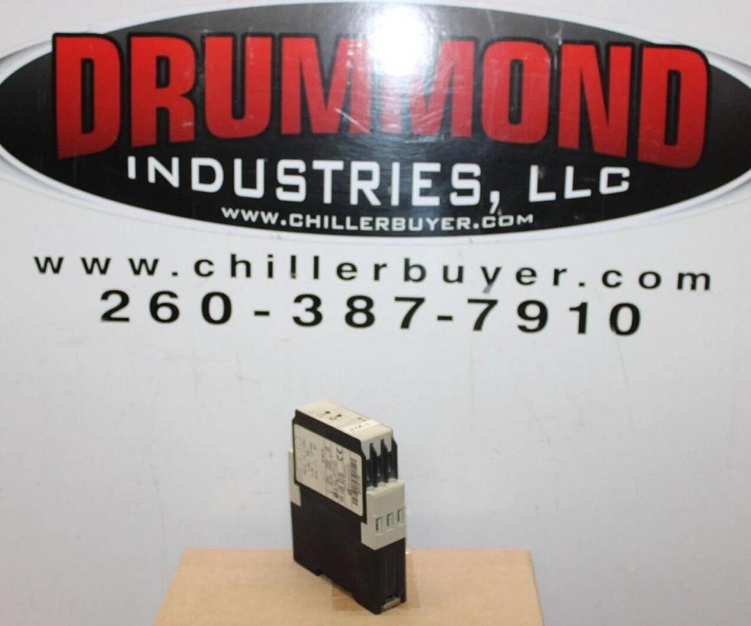 Used TELEMECANIQUE TIME DELAY RELAY RE4TL11BU 0.05S-300H 240V 5 AMP