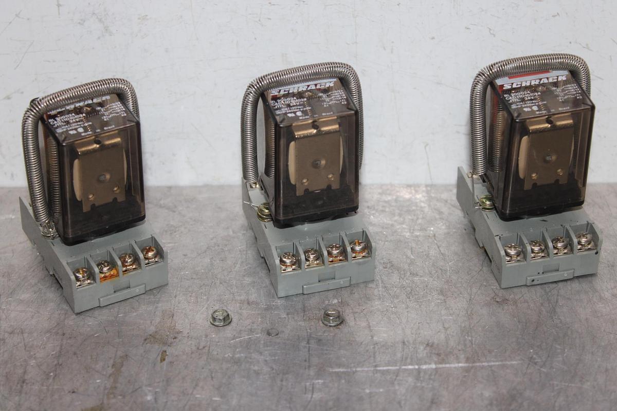 Used LOT OF 2 OMRON RELAYS G2R-1-SN 24 VDC 10 AMP W/ BASE