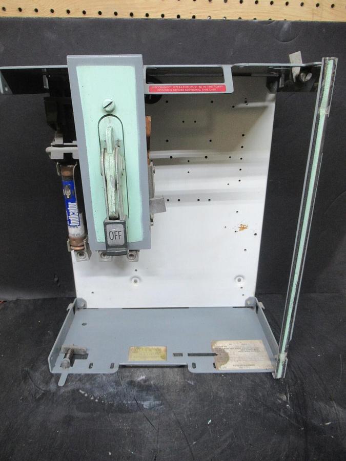 Used CUTLER HAMMER MOTOR CONTROL BUCKET 17" CHASIS 600 V NO BREAKER / STARTER W/ DOOR