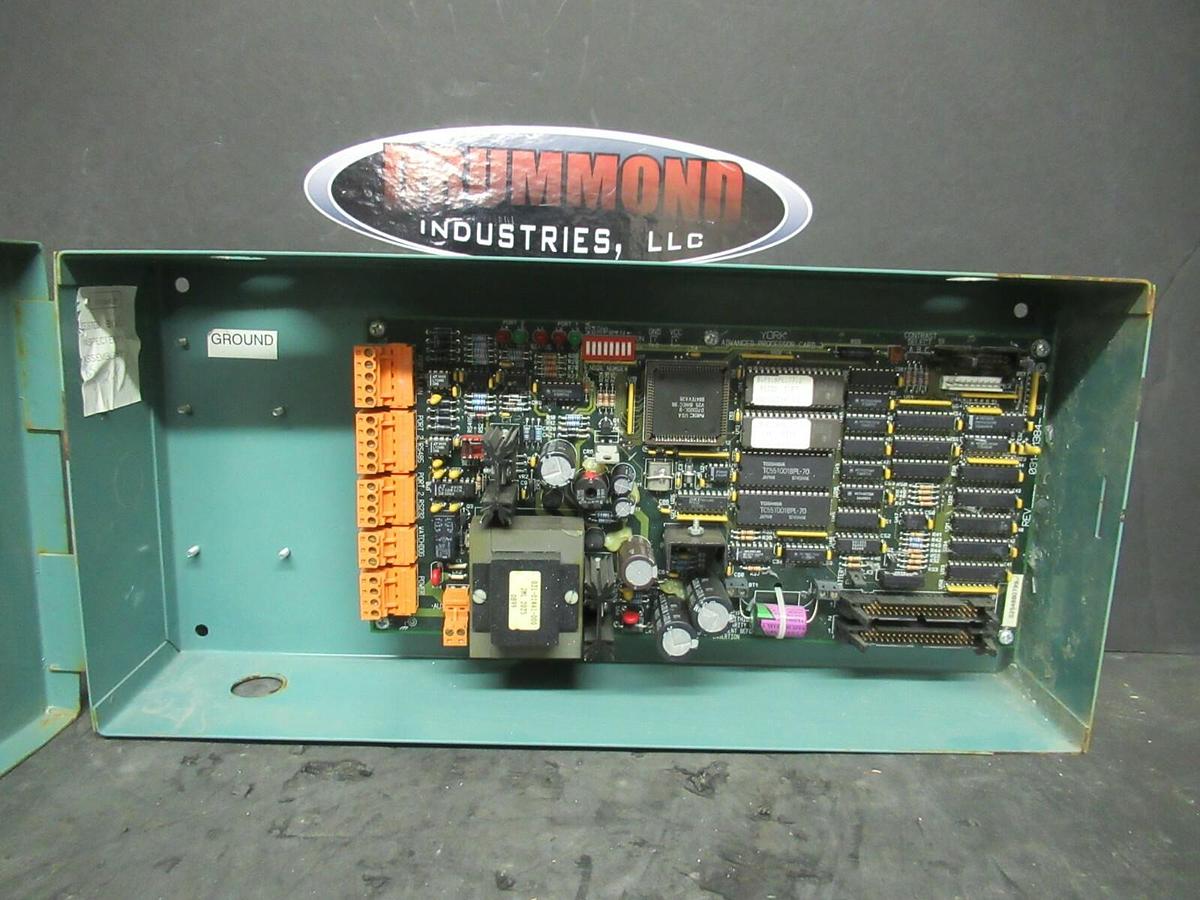 Used YORK ENCLOSED CHILLER LINC ADVANCED PROCESSOR CARD 2 371-02086-401 035-14683-315