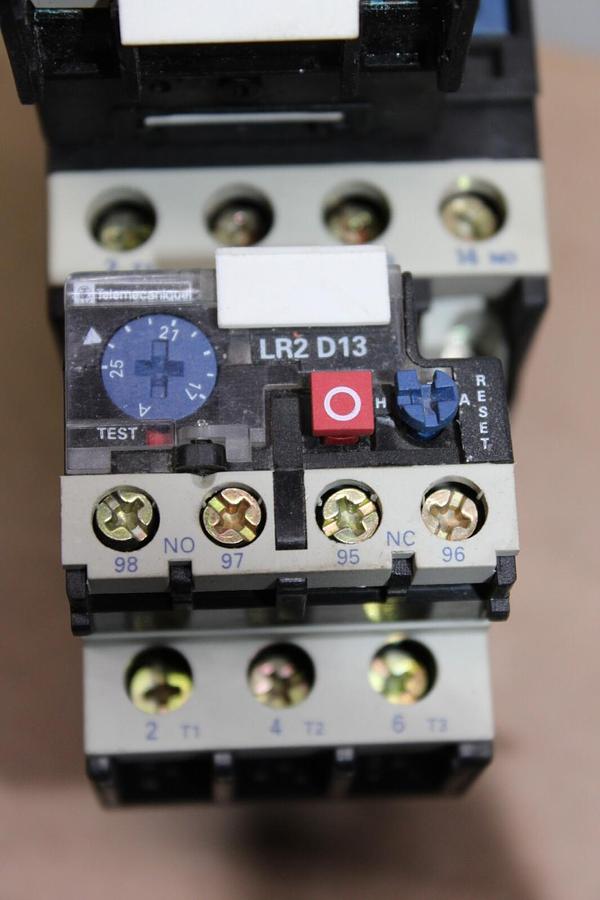 Used TELEMECANIQUE STARTER LC1-D25-10 600 VAC 40 AMP 20 HP 3-PHASE *WARRANTY*