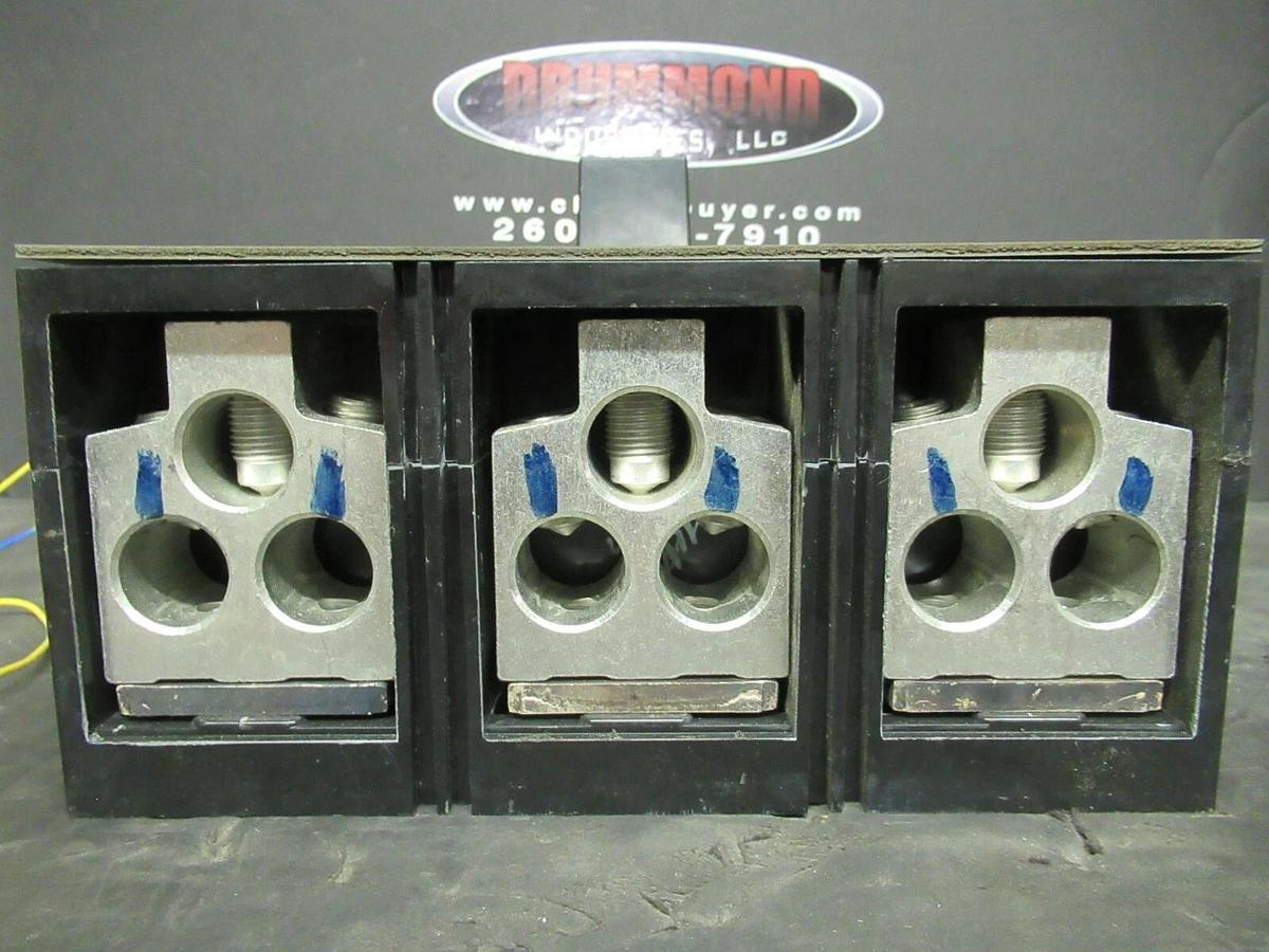 Used SQUARE D CIRCUIT BREAKER MHL368001212 600 VAC 800 AMP W/ AUX SWITCH