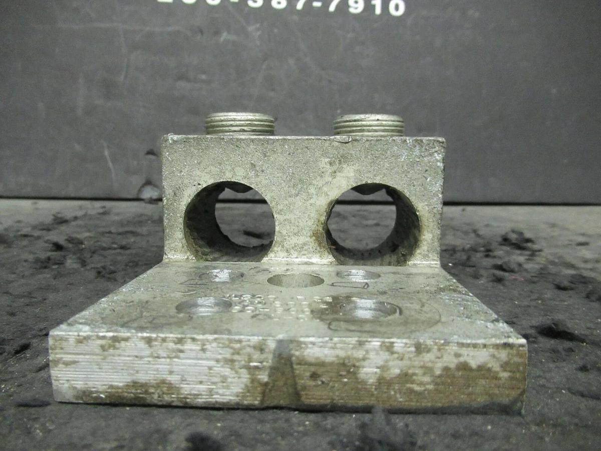 Used (2 QTY) ILSCO D2059 2 DOUBLE BARREL MECHANICAL CONNECTOR LUG TAPS 300 - 800MCM