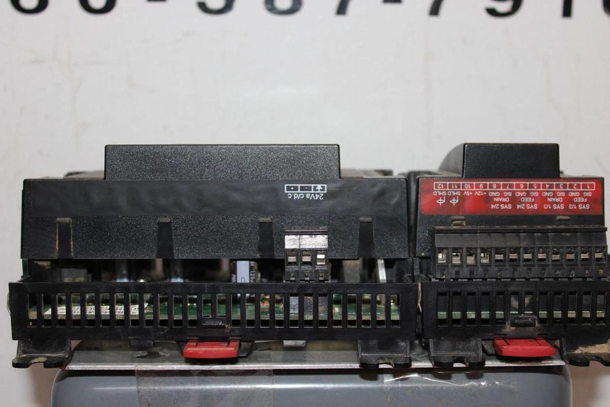 Used YORK DANFOSS VALVE INTERFACE / STEPPER MODULE 031-02742-000 AK2-XM-208A