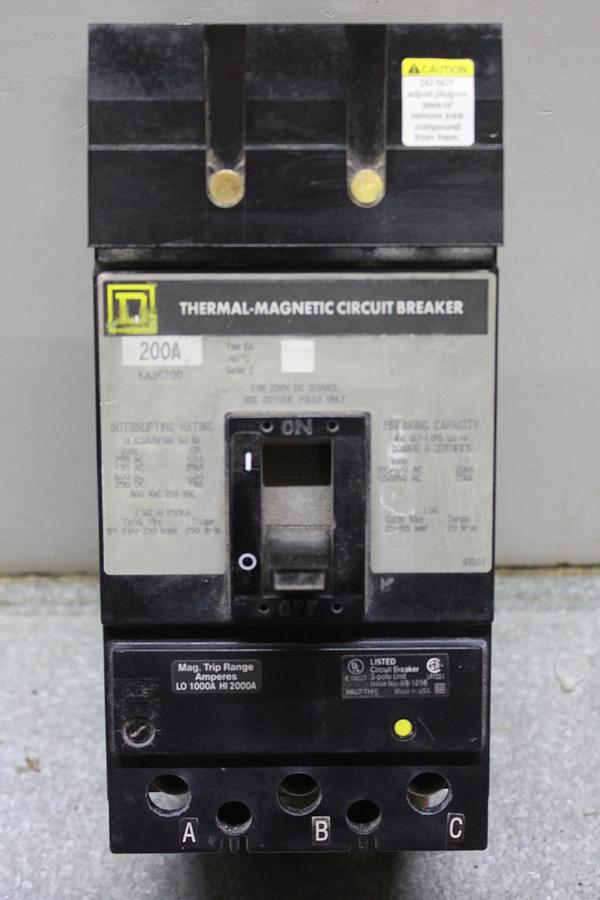 Used CUTLER HAMMER CIRCUIT BREAKER DK2300 300 AMP 240 VAC 2-POLE DK-65K